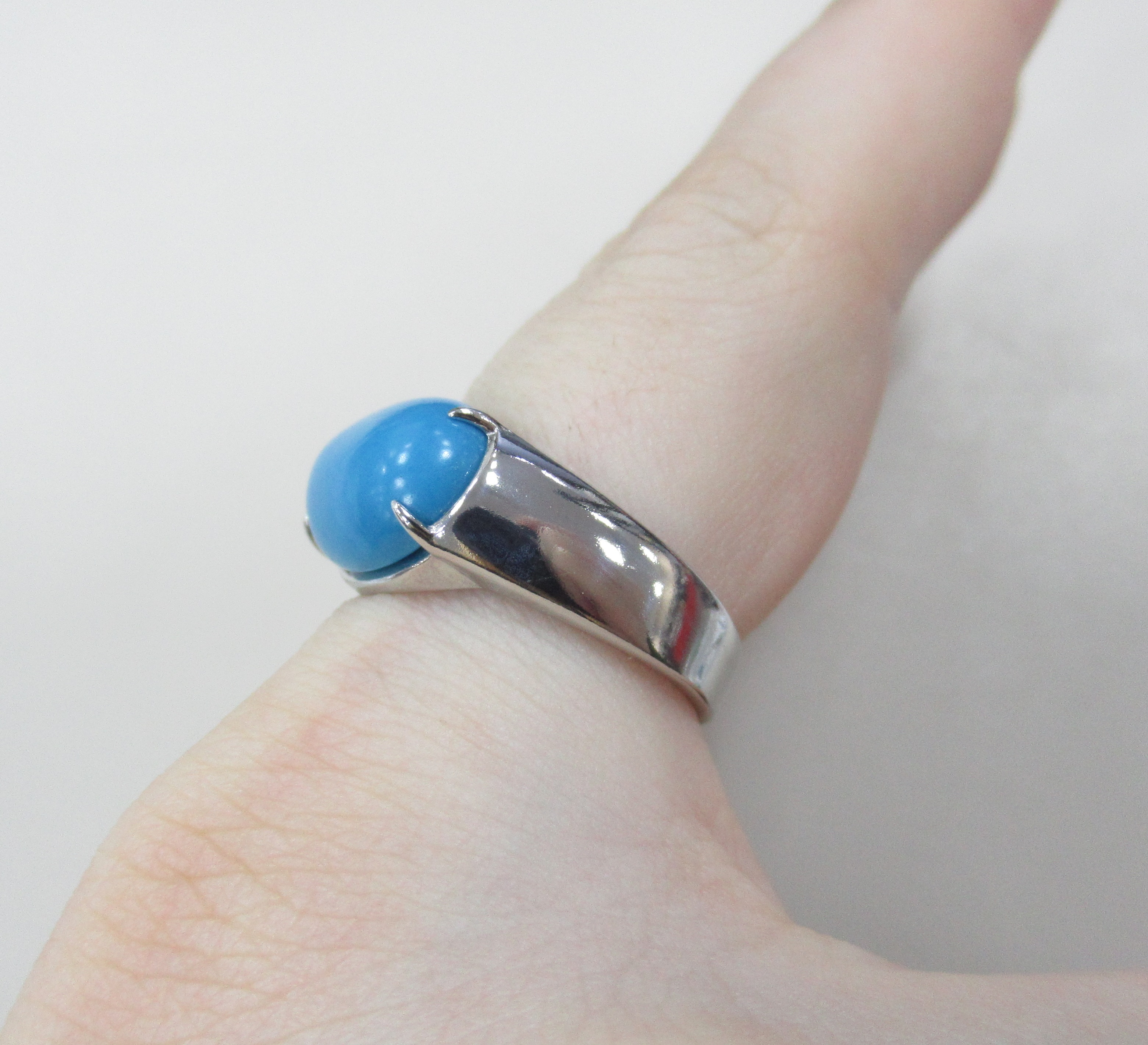Серебряное кольцо с бирюзой